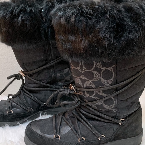 *Vintage* Coach Womens Black Winter Snow Boots with Patchwork Print, Fur, Suede - Picture 6 of 13